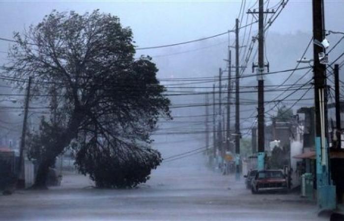 انخفاض حدة “إعصار إرما” والعشوائية تسيطر على النازحين وتوقعات بمزيد من الضحايا