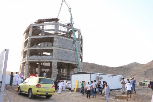 مدني مكة يوضح تفاصيل انهيار سقف لمبنى تحت الإنشاء