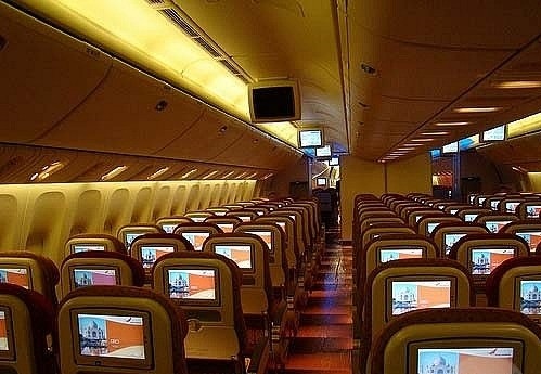 تدشين طائرة “السعودية” الجديدة بوينج “777-300 ER”