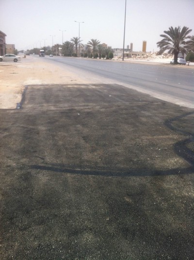شركة المياة تُصلح انكسار أنبوب مياه بطريق “الخرج – الرياض”