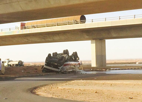مدني الرياض يسيطر على الوقود المتسرب من​ ناقلة الجنادرية