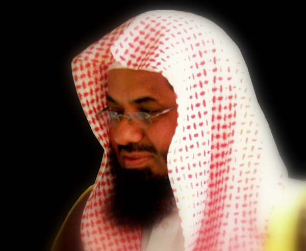 الشيخ الشريم : الزلازل من الآيات التي يخوف الله بها عباده