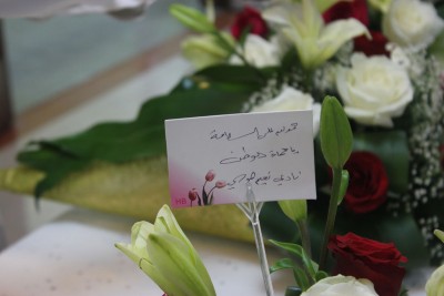 منسوبو نادي نعيم الموسمي بالرياض يقدمون الورود لمصابي “شرورة”