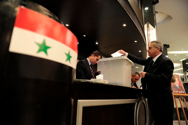 بالصور.. بدء التصويت في الانتخابات الرئاسية بسوريا