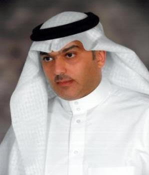 مرشح لرئاسة “اتحاد القدم” يتكفل بحافلات لنقل جماهير السعودية للبحرين