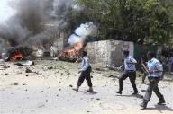 مصدر طبي: 30 قتيلاً على الأقل في تفجيرات الصومال