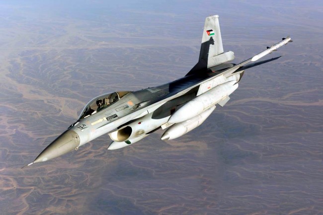 لقطات لقصف الطيران الأردني لمواقع #داعش