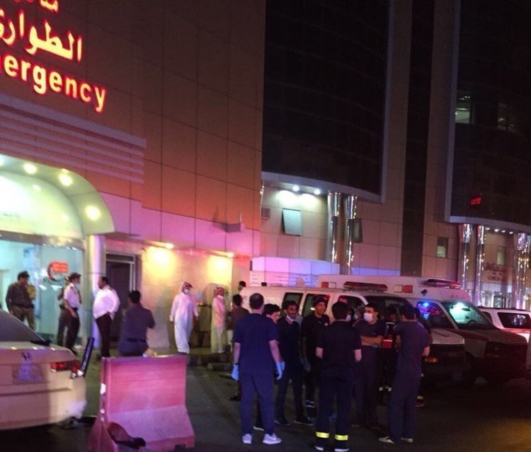 بالصور.. حريق يخلي 12 مريضاً بمستشفى الأمين الخاص في الطائف