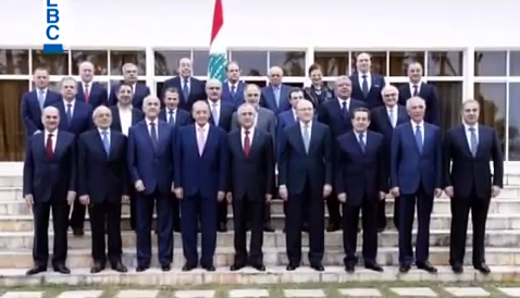 “الفوتوشوب” يكمل نصاب صورة الحكومة اللبنانية الجديدة