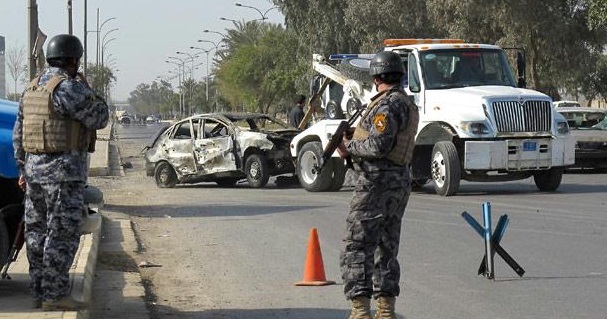 العراق يغلق حدوده مع الأردن براً ويعلق عمل فضائيات