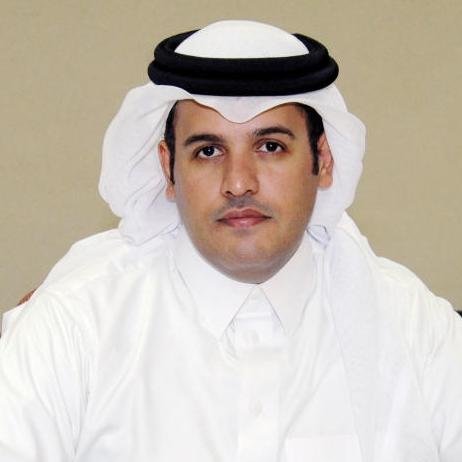 نائب رئيس تحرير صحيفة الرياض يستقيل من منصبه