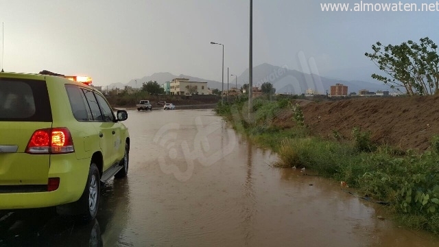 أمطار على محافظات وقرى عسير والمدني : لا حوادث
