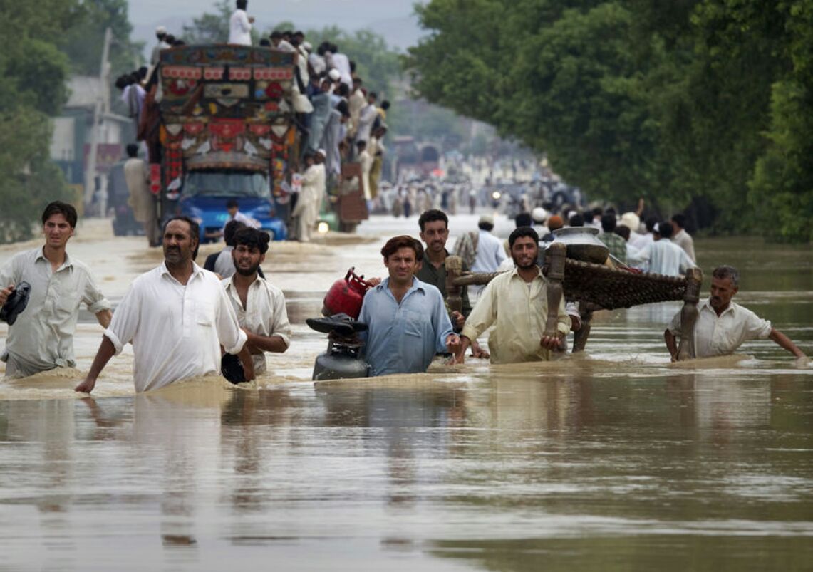 الأمطار الموسمية تقتل 25 باكستانيًا خلال 48 ساعة!