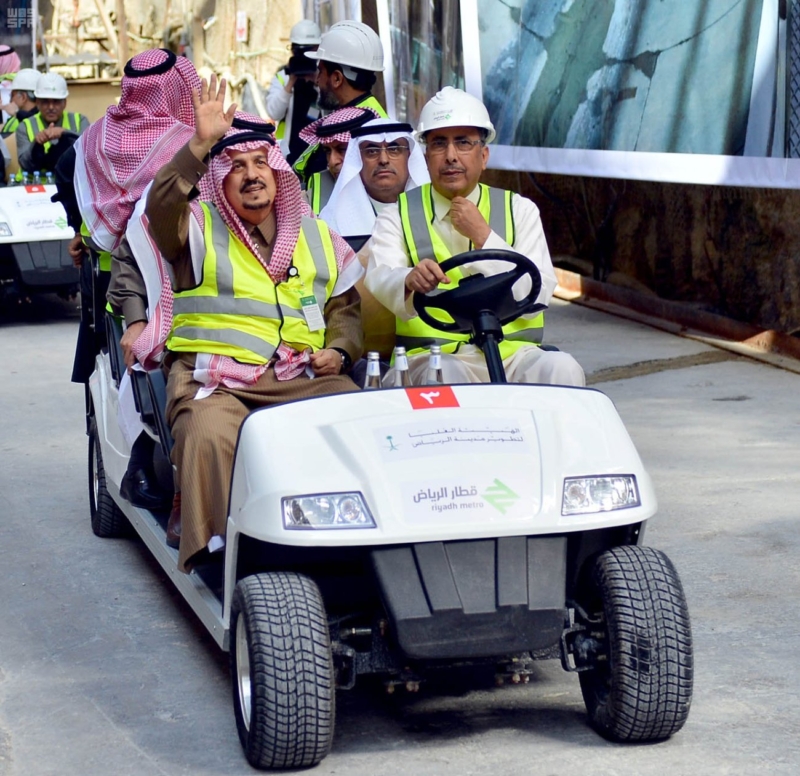 أمير الرياض يتفقد مشروع المترو ‫(35586564)‬ ‫‬