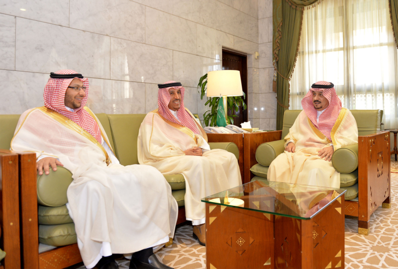أمير الرياض يستقبل رئيس الهيئة الملكية وكبار المسؤولين المهنئين برمضان ‫(1)‬