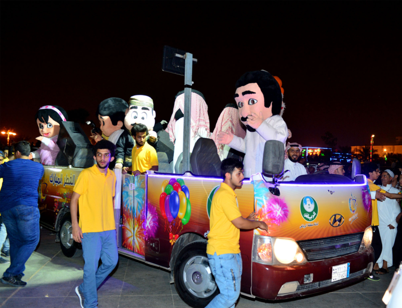 أمير الرياض  يشارك في احتفالات العيد   ‫(371967818)‬ ‫‬