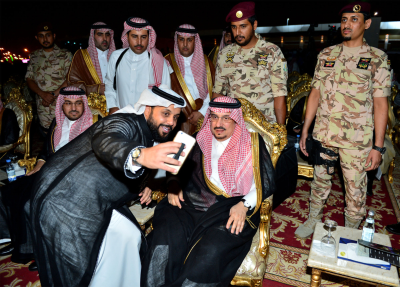 أمير الرياض  يشارك في احتفالات العيد   ‫(371967826)‬ ‫‬