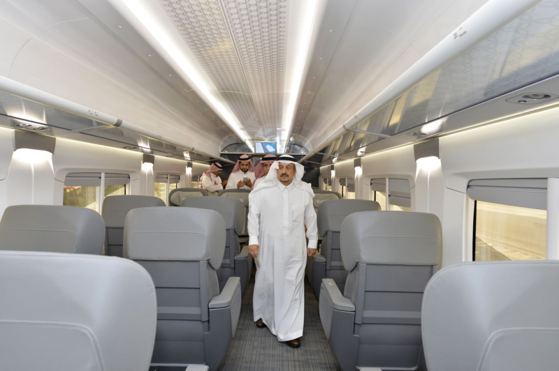 أمير الرياض يقوم برحلة عبر قطار الشمال للمجمعة ويزور المحطات ‫(34669080)‬ ‫‬