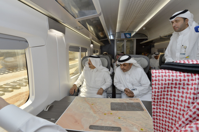 أمير الرياض يقوم برحلة عبر قطار الشمال للمجمعة ويزور المحطات ‫(34669110)‬ ‫‬