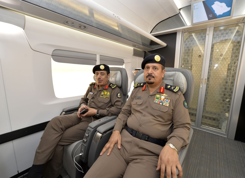 أمير الرياض يقوم برحلة عبر قطار الشمال للمجمعة ويزور المحطات ‫(34669112)‬ ‫‬