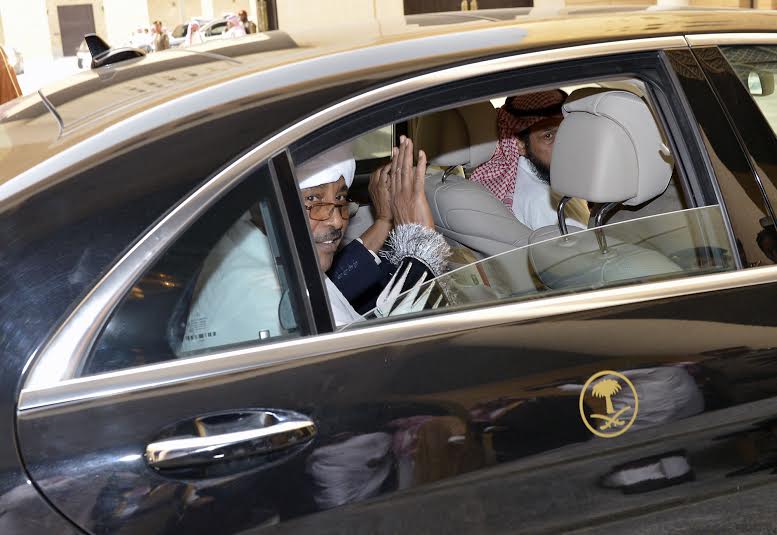 أمير منطقة الرياض يجتمع بوالي ولاية الخرطوم بجمهورية السودان16