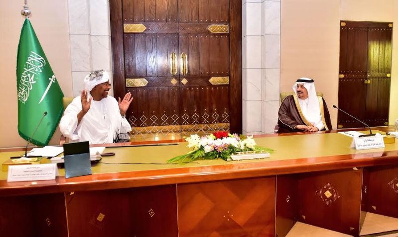أمير منطقة الرياض يجتمع بوالي ولاية الخرطوم بجمهورية السودان22