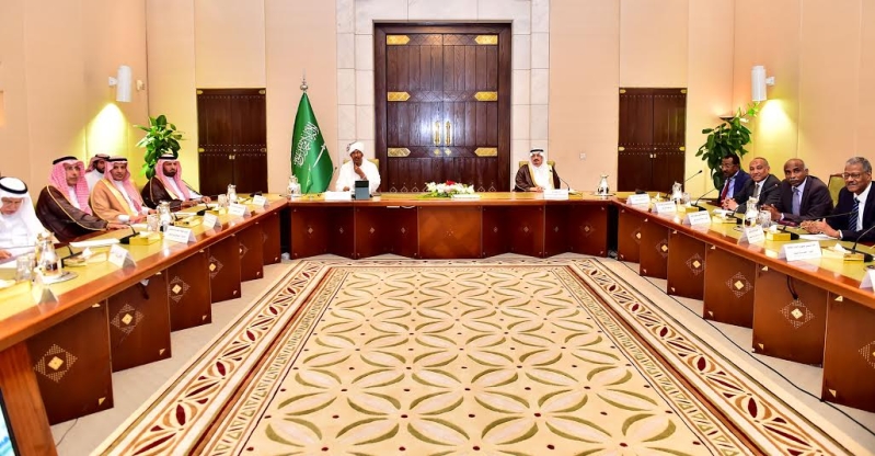 أمير منطقة الرياض يجتمع بوالي ولاية الخرطوم بجمهورية السودان26