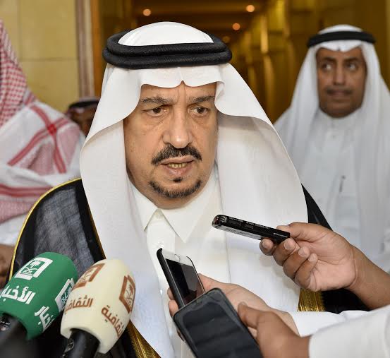 أمير منطقة الرياض يزور دارة الملك عبدالعزيز بمركز الملك عبد العزيز التاريخي بالمربع24