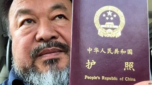 السلطات الصينية تعيد للفنان المنشق أي ويوي جواز سفره المصادَر