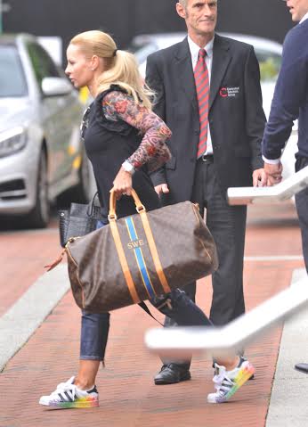 PICTURE BY CHRIS NEILL - 07930-353682 - LOOKS LIKE MRS IBRAHIMOVIC IS JUST AS BIGGER DIVA THAN HER HUSBAND ZLATAN.....ONLY HOURS AFTER ARRIVING AT MANCHESTERS 5 STAR LOWRY HOTEL HIS WIFE ENDYANI HAS PAKED UP AND MOVED HOTELS......!......ENDYANI AND HER TWO CHILDREN WHERE PICTURED LEAVING THE LOWRY HOME OF THE MANCHESTER UNITED PLAYERS AND SOME 10 MINUTES LATER SHE AND HER HUSBAND BAGS WHERE ALL INSIDE THE RADDISON WHERE ALL THE MAN IS PICTURED LEAVING THE LOWRY