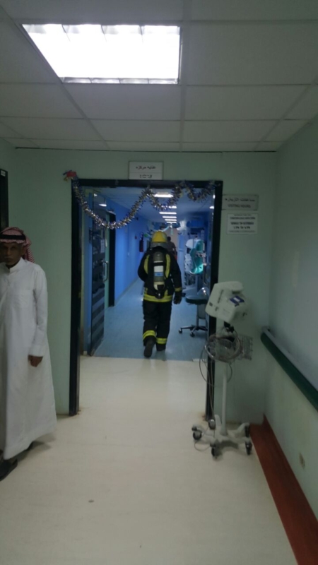إخلاء مرضى مستشفى صامطة بعد انبعاث دخان ‫(335145424)‬ ‫‬