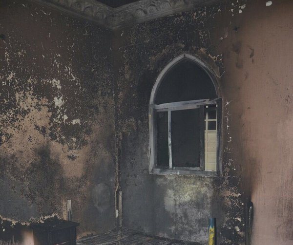 بالصور .. إخماد حريق شقة بحي الفيصلية في سكاكا