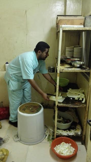 إغلاق مطبخ عشوائي داخل عمارة سكنية بمركزية مكة 2