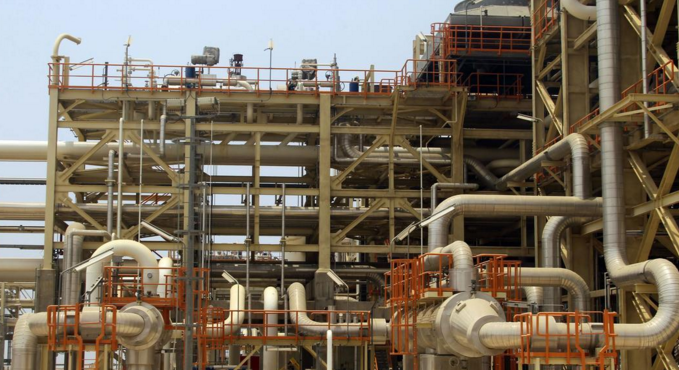 عقوبات جديدة على كيانات دولية تشتري البتروكيماويات من إيران