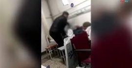 فيديو صادم.. ابن يضرب والده المريض داخل مستشفى