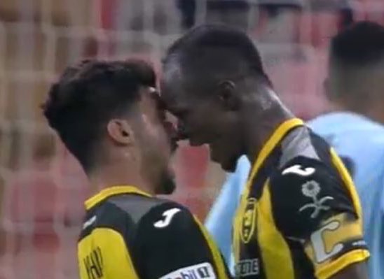 شاهد.. انفعال ثنائي الاتحاد خلال لقاء التعاون بالدوري السعودي