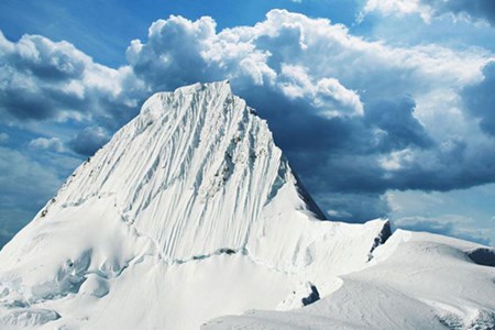 بالصور.. أجمل 10 جبال على مستوى العالم