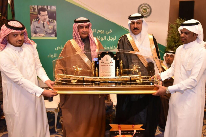 احتفالية خاصة من "مكافحة المخدرات" لتكريم العصيمي 9