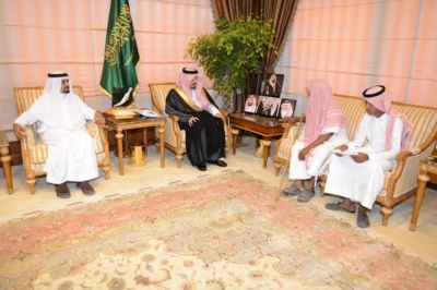 استقبال الأمير فيصل بن خالد رئيس اللجنة الرئيسية لإصلاح  علي بن يحي بن علي شاخري1