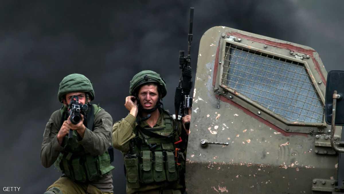 مقتل 3 إسرائيليين بإطلاق نار وطعن قرب مستوطنة في الضفة