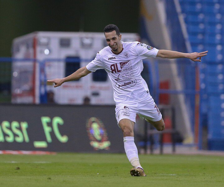 بالفيديو.. سراج يقود الفيصلي للتقدم على النصر في الشوط الأول