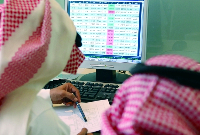 السوق السعودي يتداول باللون الأخضر بعد تراجعه بأكثر من 80 نقطة