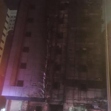 إصابتان إثر حريق نشب في عمارة بحي الجميزة في #مكة