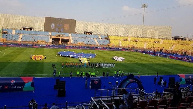 بالصور.. خطأ في افتتاح البطولة العربية يُثير سخرية المتابعين!