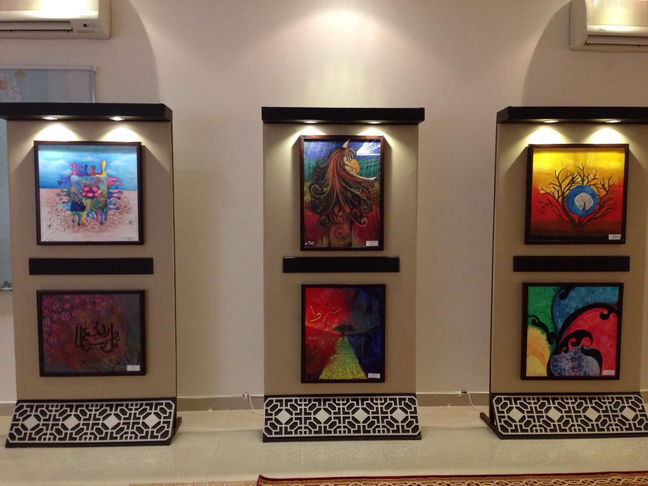 400 لوحة فنية بافتتاح المعرض الفني للمشاريع الوزارية بـ #مكة_المكرمة