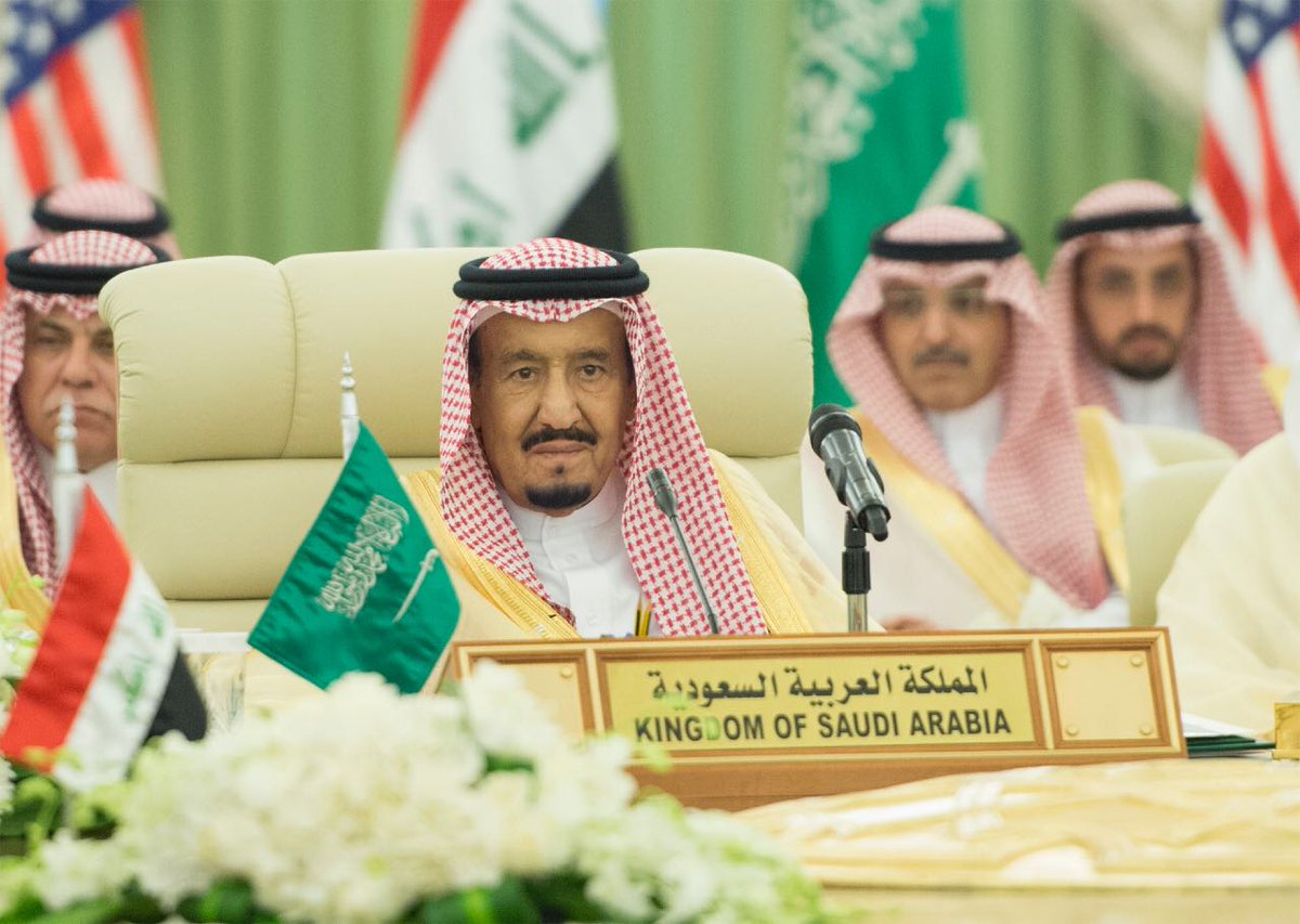 بالفيديو والصور..الملك يفتتح الاجتماع الأول لمجلس التنسيق السعودي العراقي