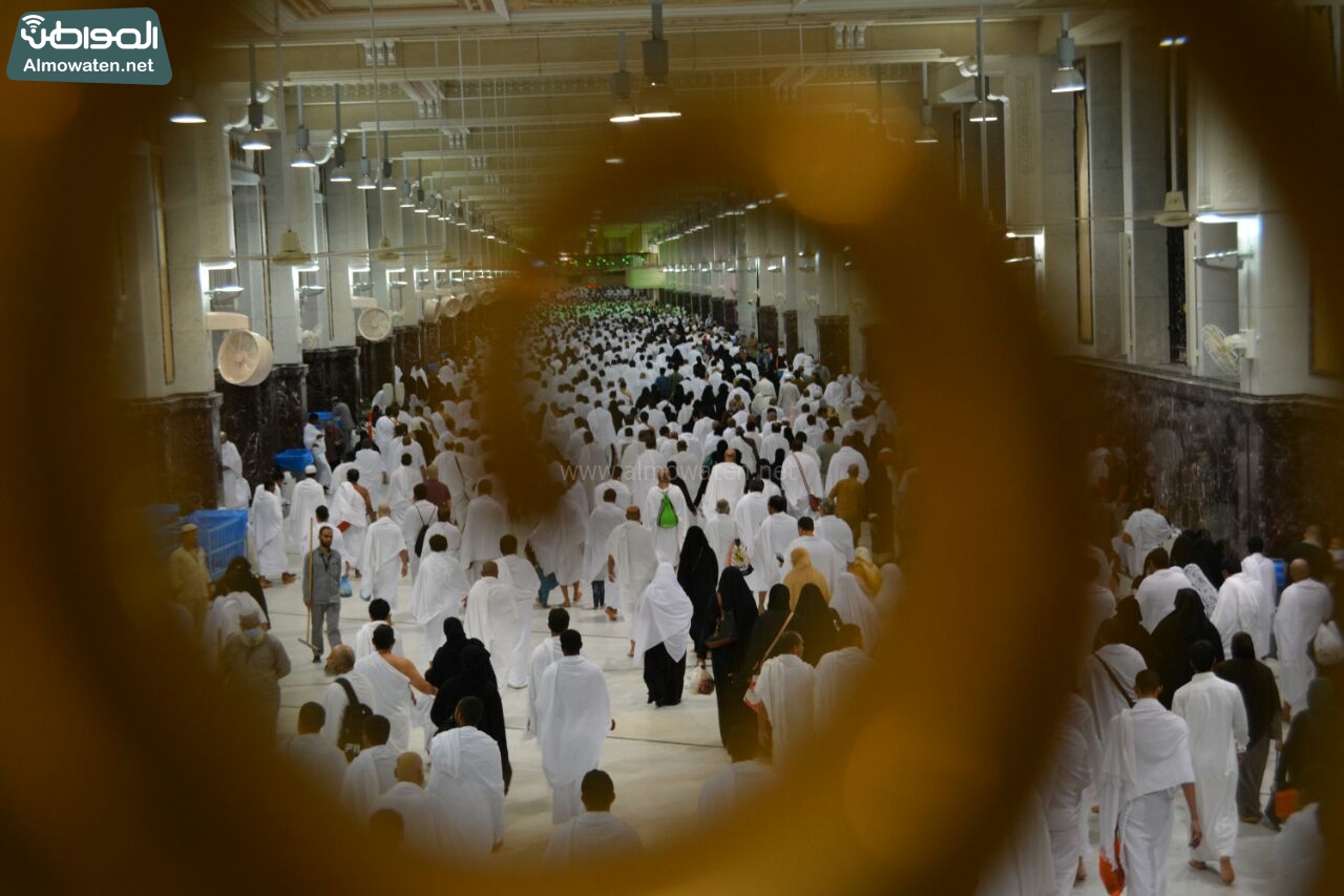 الأجواء الإيمانية بالحرم المكي في رمضان (12)