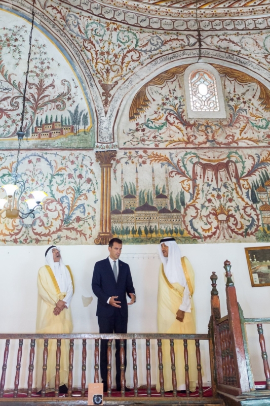 الأمير سلطان بن سلمان يزور المسجد التاريخي والمتحف الوطني في تيرانا 2