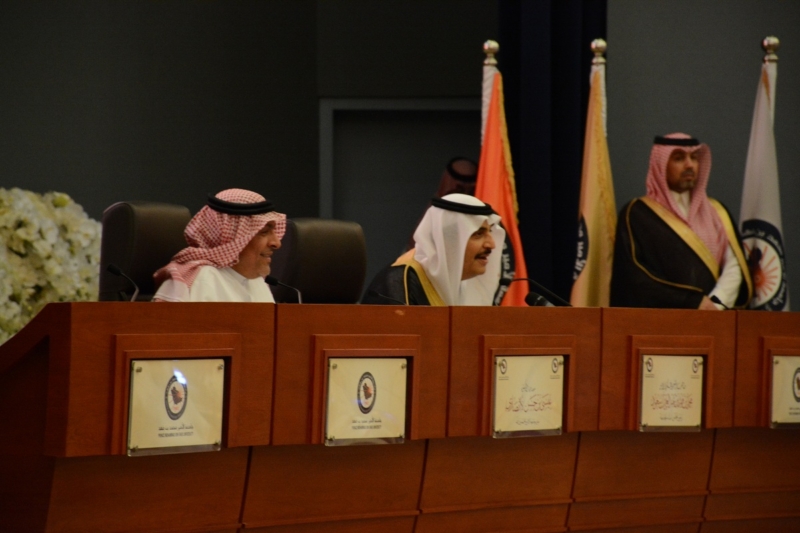 الأمير محمد بن فهد يدشن مركز الأمير نايف للتسامح والسلام وكرسي النانو (4)