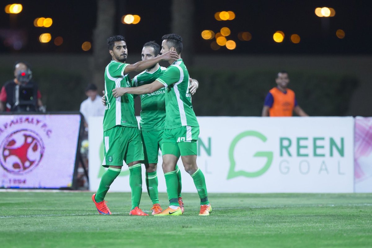 الزويهري: الفوز على الفيصلي هام.. وعضو شرف الأهلي: هكذا يأتي لقب الدوري